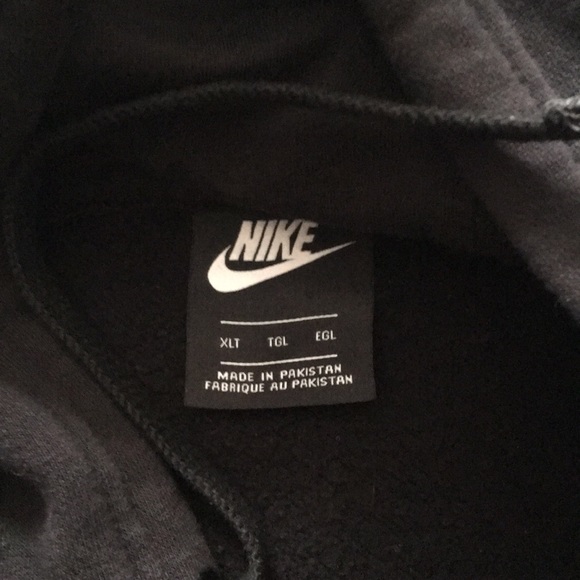 nike hoodie - Picture 2 of 3